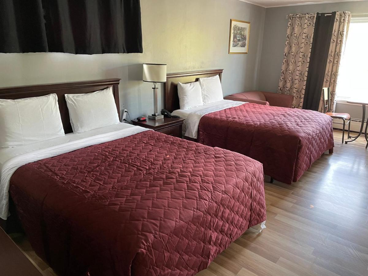 Nites Inn Motel Cornwall Kültér fotó